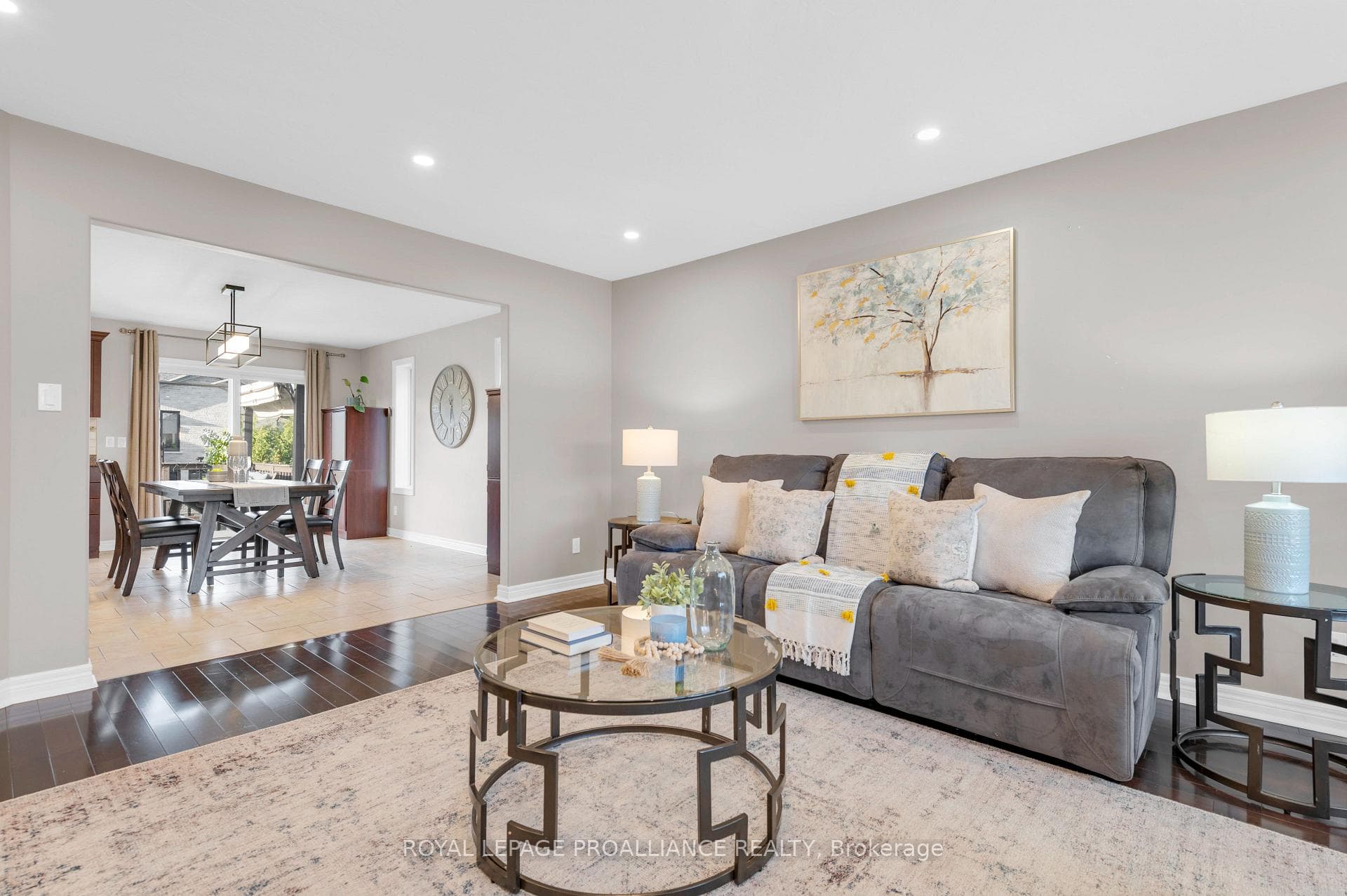 18 Fox Den Drive photo 14