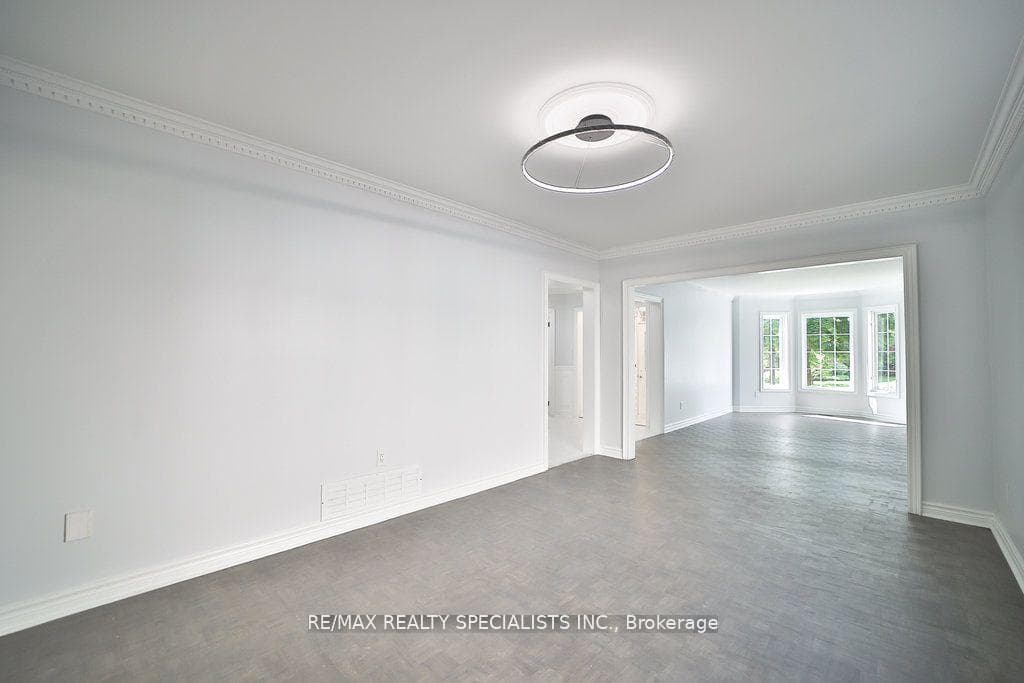 95 Luba Avenue photo 14