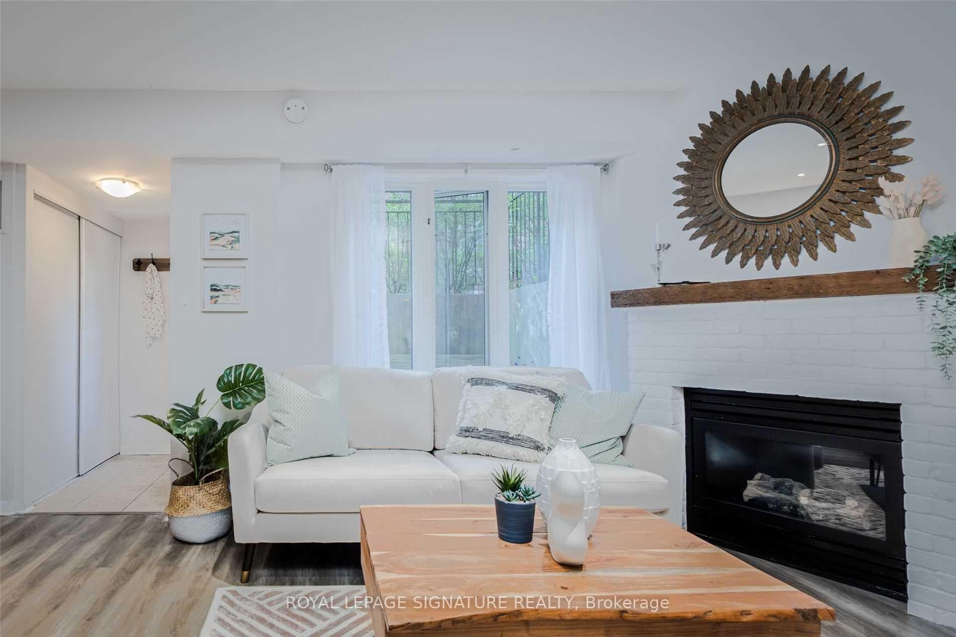 16 Laidlaw Street Unit 926 photo 6
