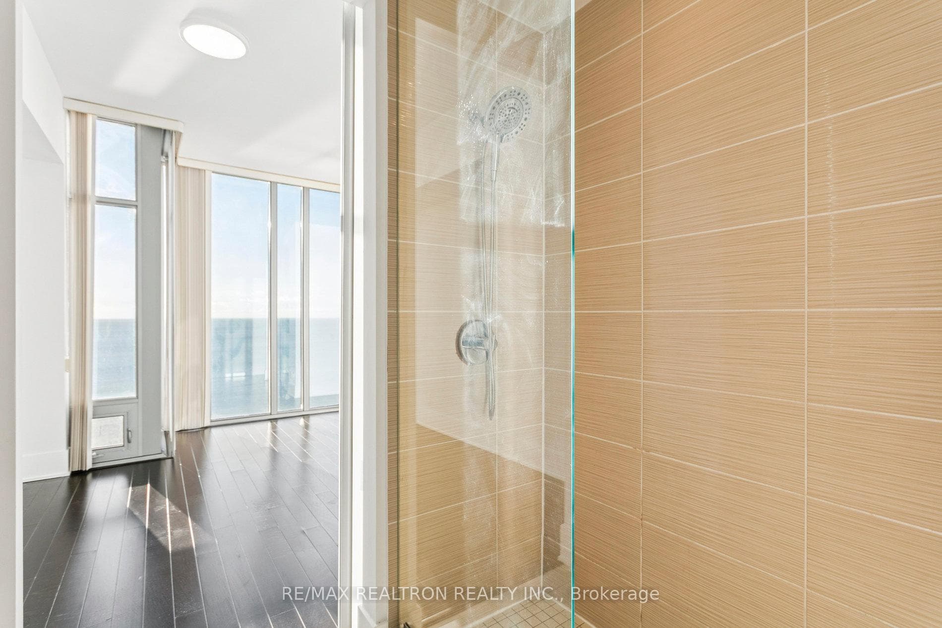 103 The Queensway N/A Unit 2805 photo 24