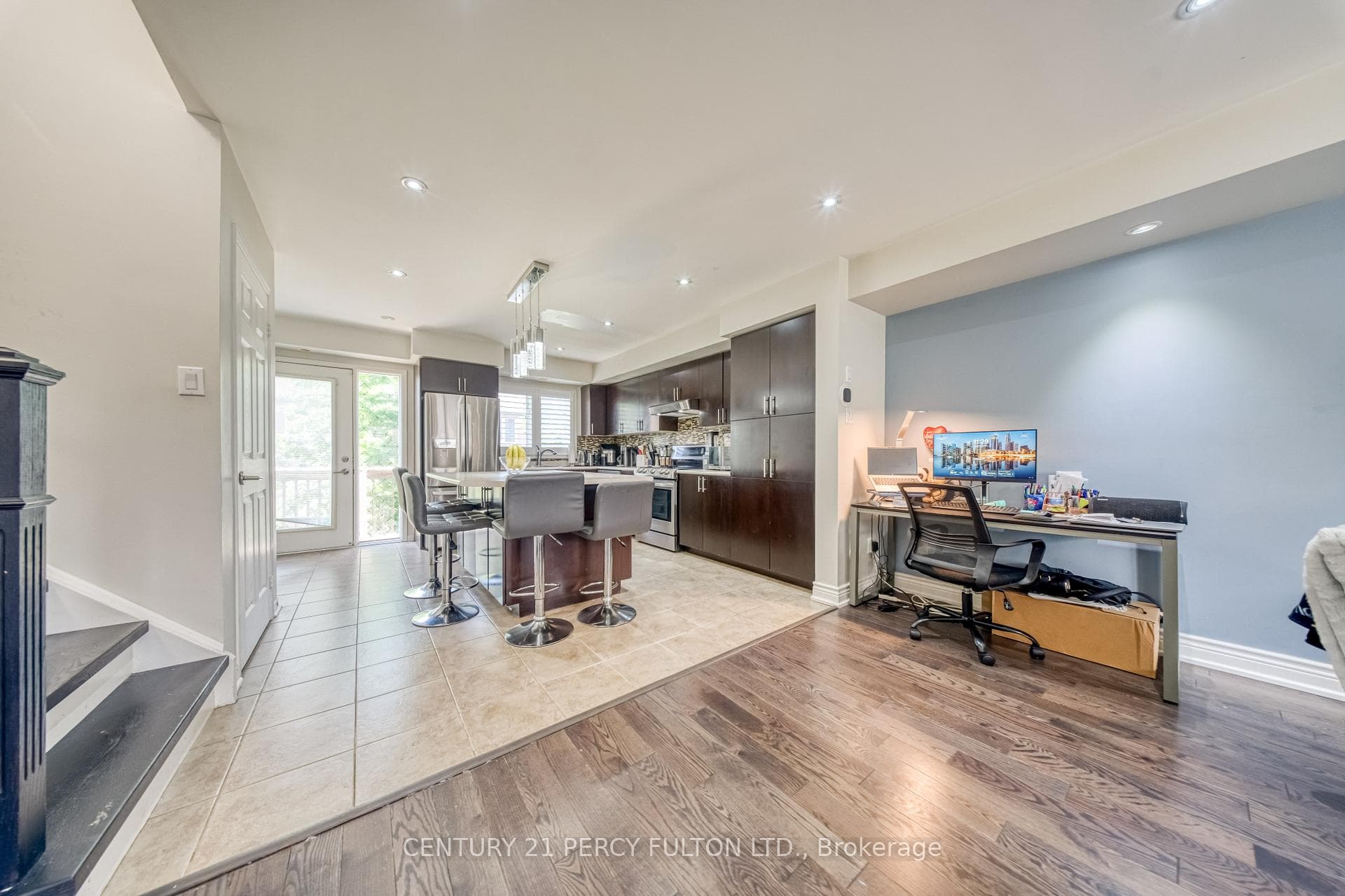3050 Erin Centre Boulevard Unit 67 photo 10