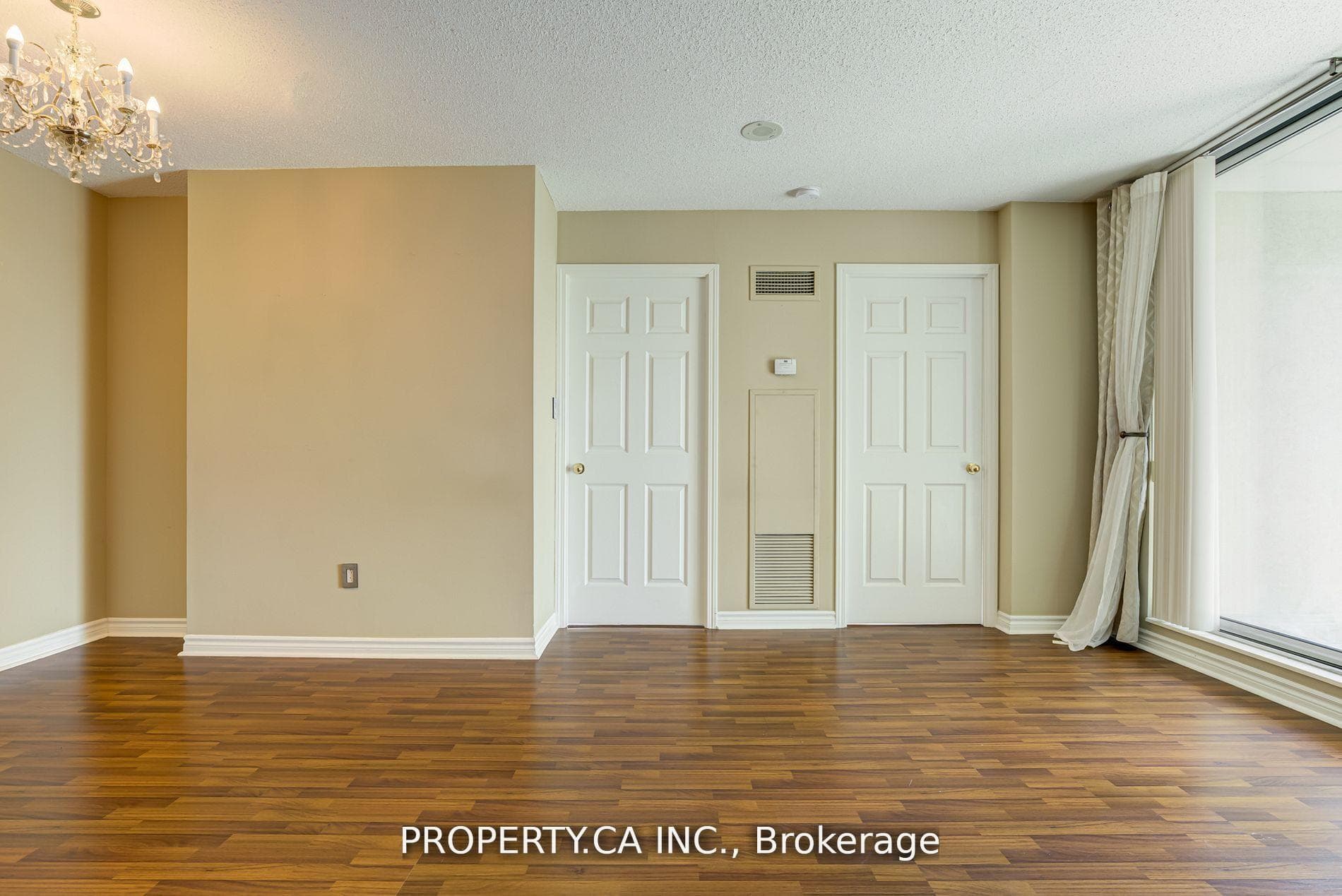 7 Lorraine Drive Unit 1503 photo 12