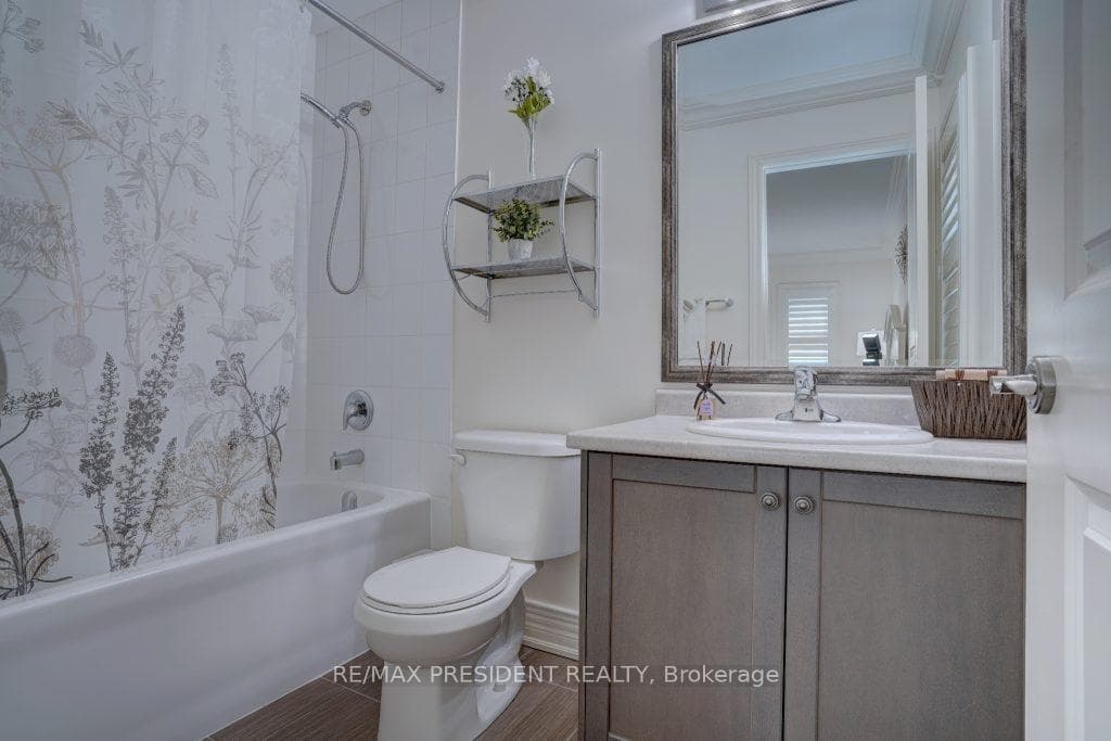 14 Burlwood Road photo 29