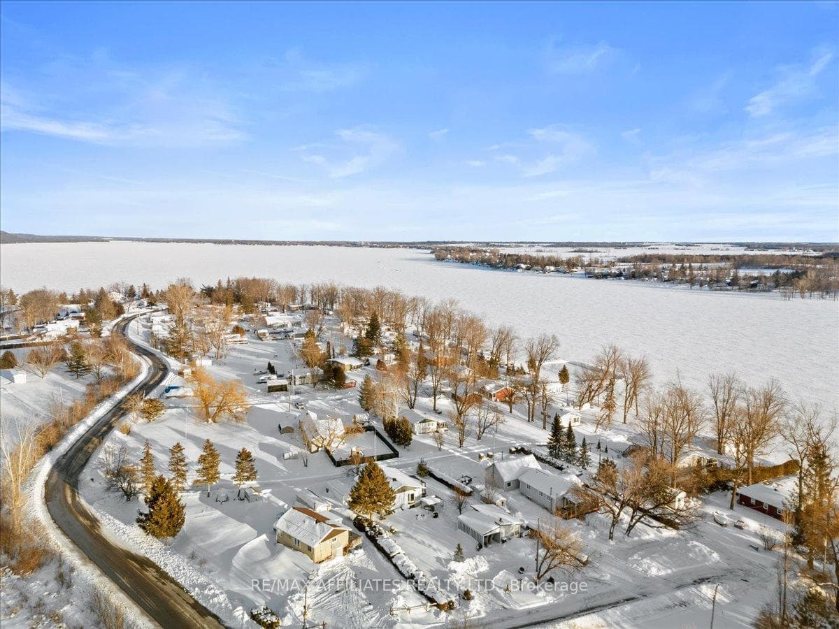 91 Levac Street photo 37
