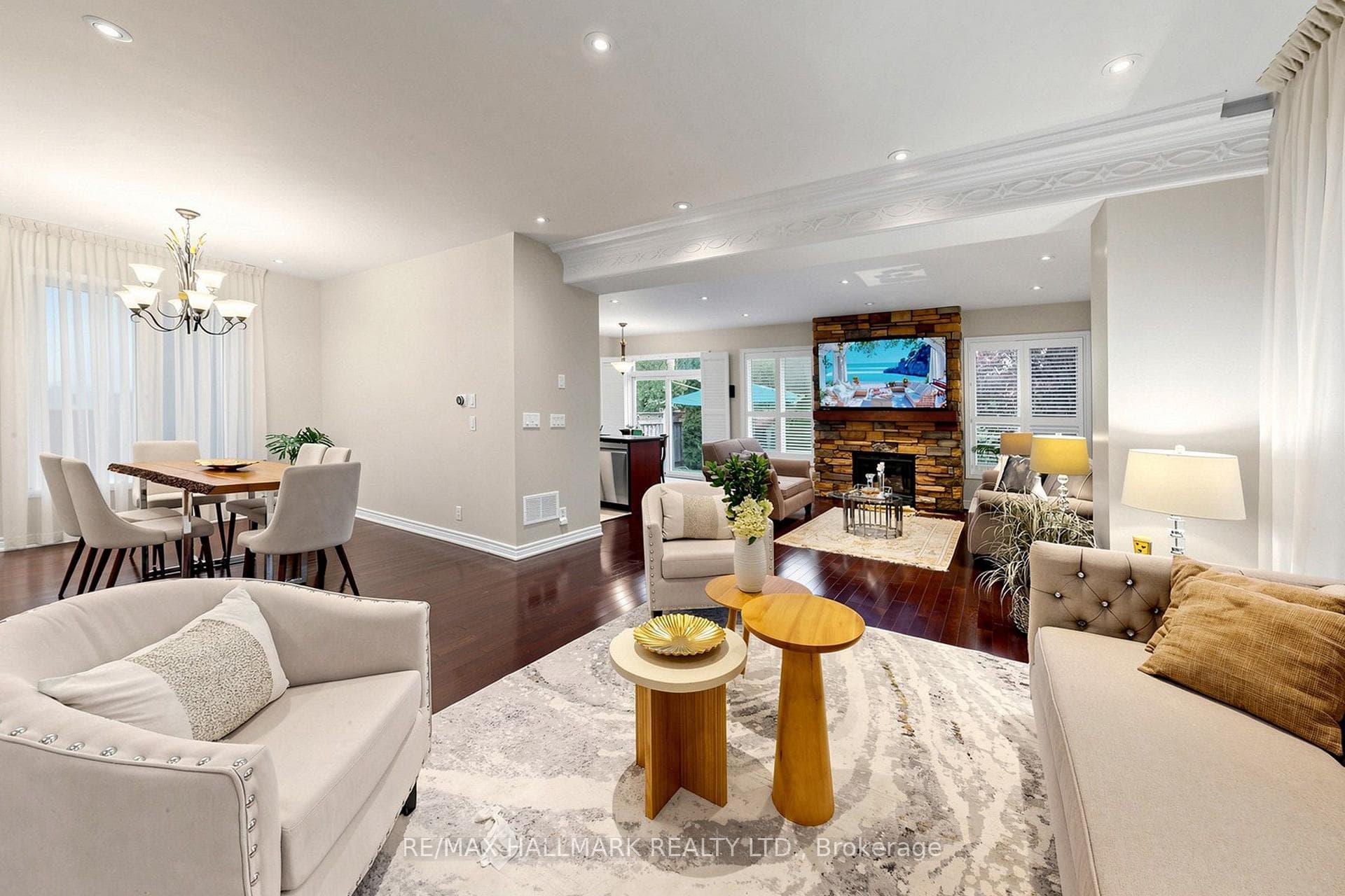 14 Kerr Lane photo 9