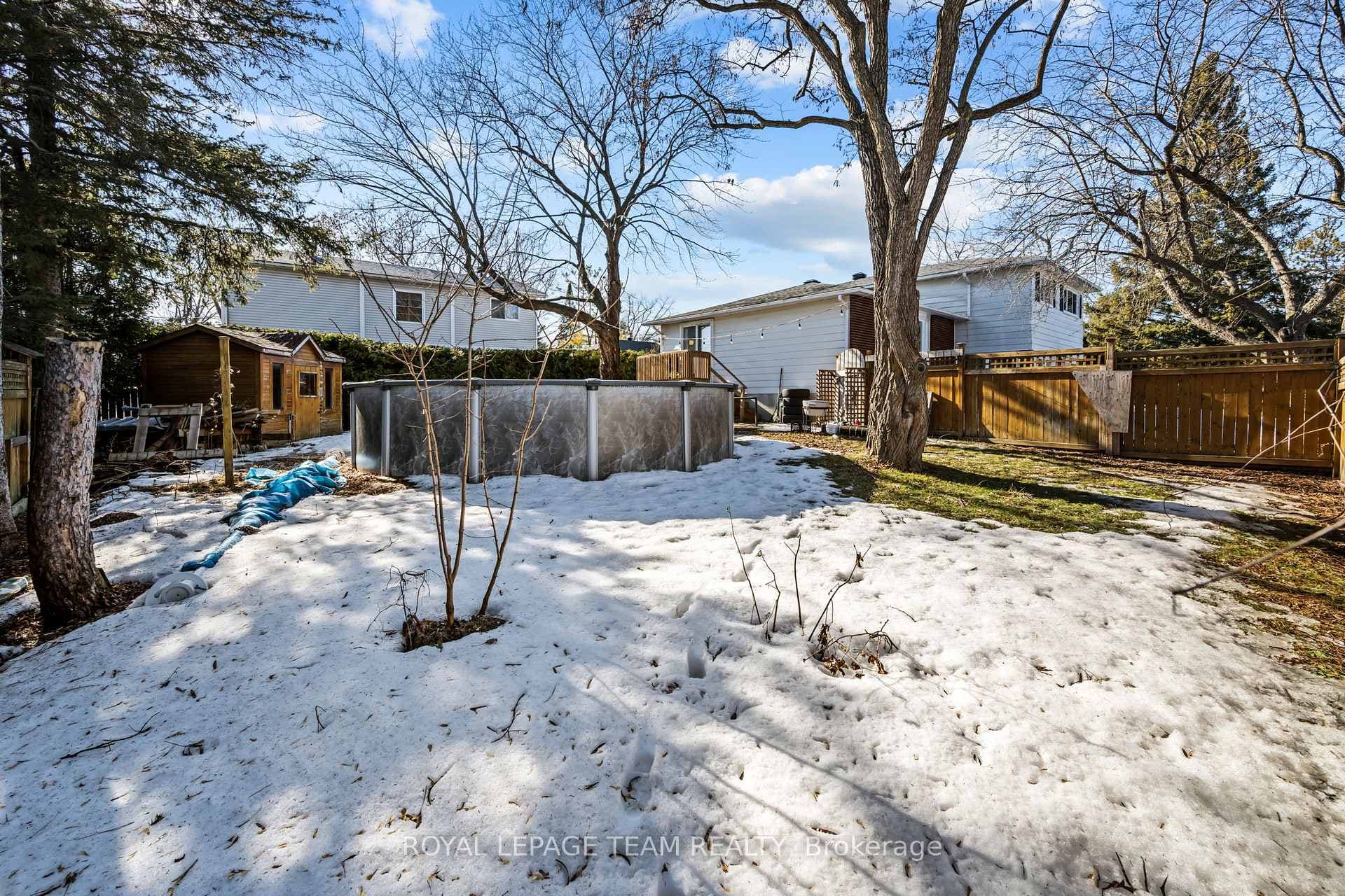 109 Eastpark Drive photo 36