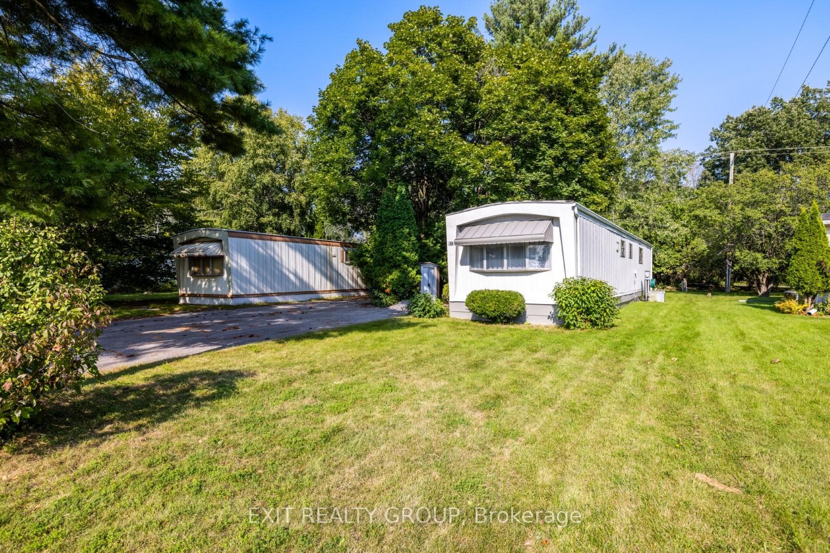 28 Linden Boulevard photo 3