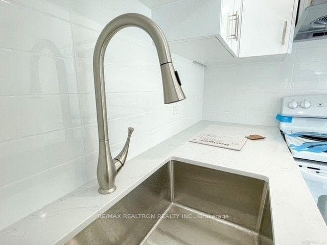 16 Arthur Dixon Street Unit Coachhouse photo 15