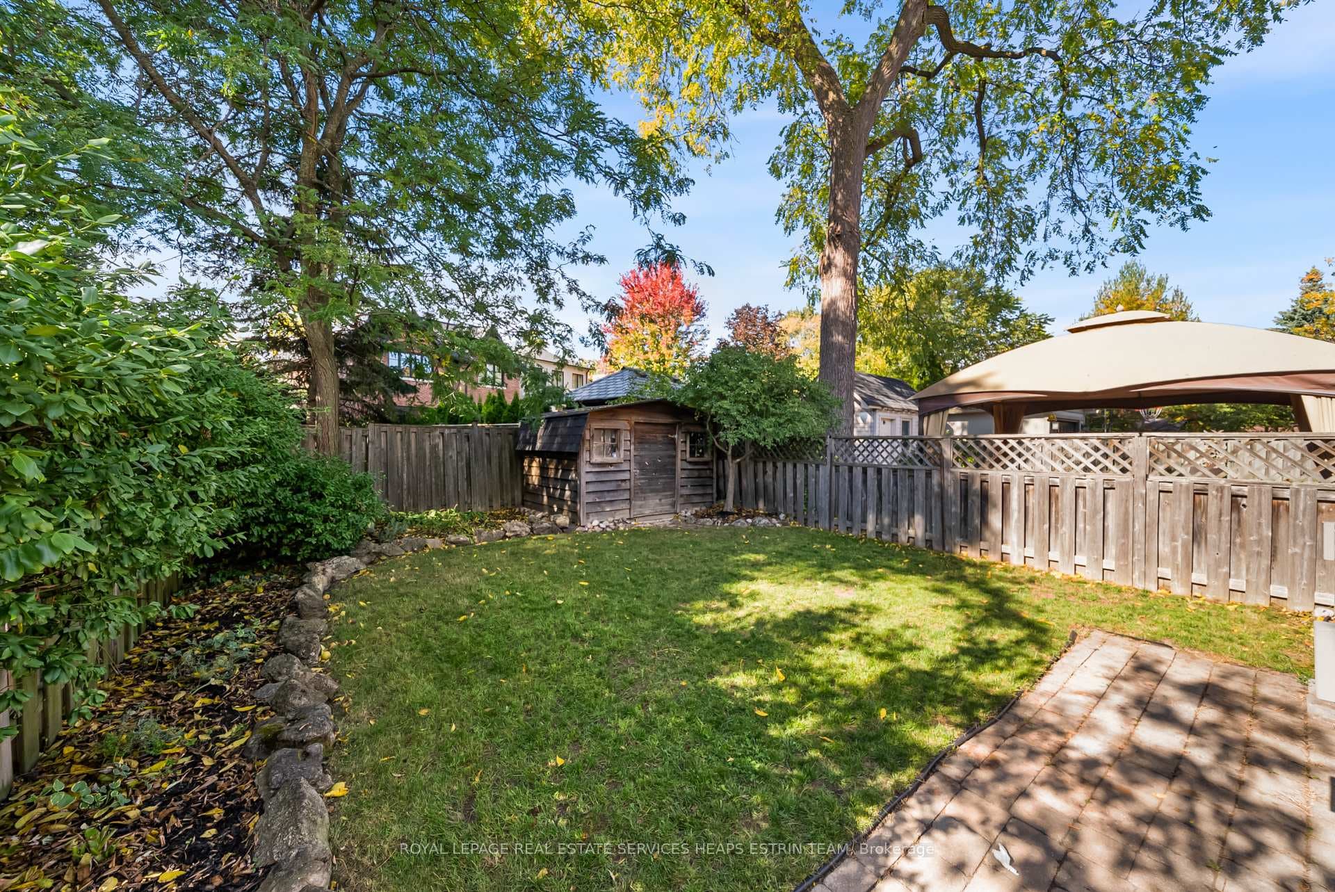 26 MacNaughton Road photo 31