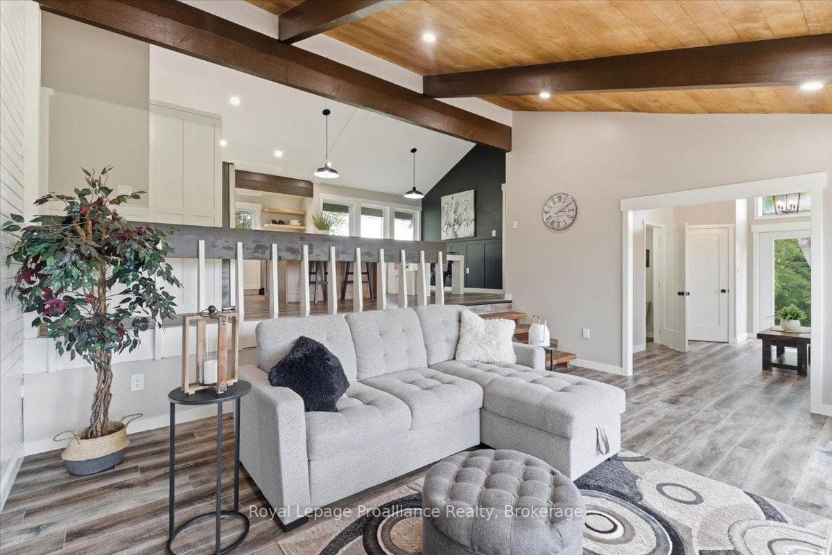 659 Moira Road photo 10