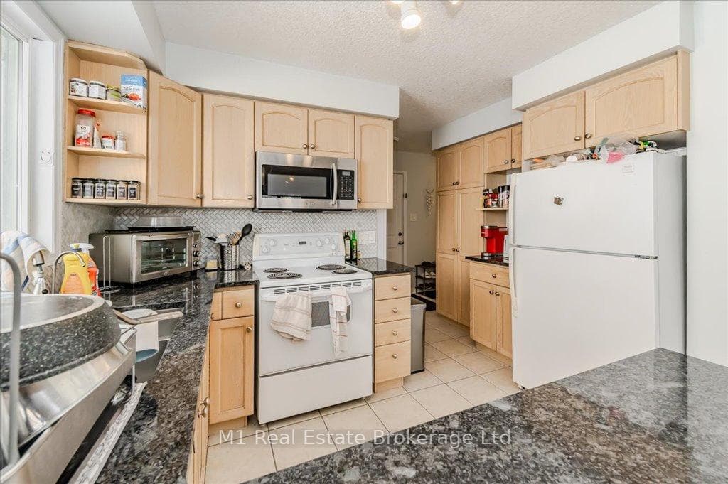 19 Gibbs Crescent photo 10