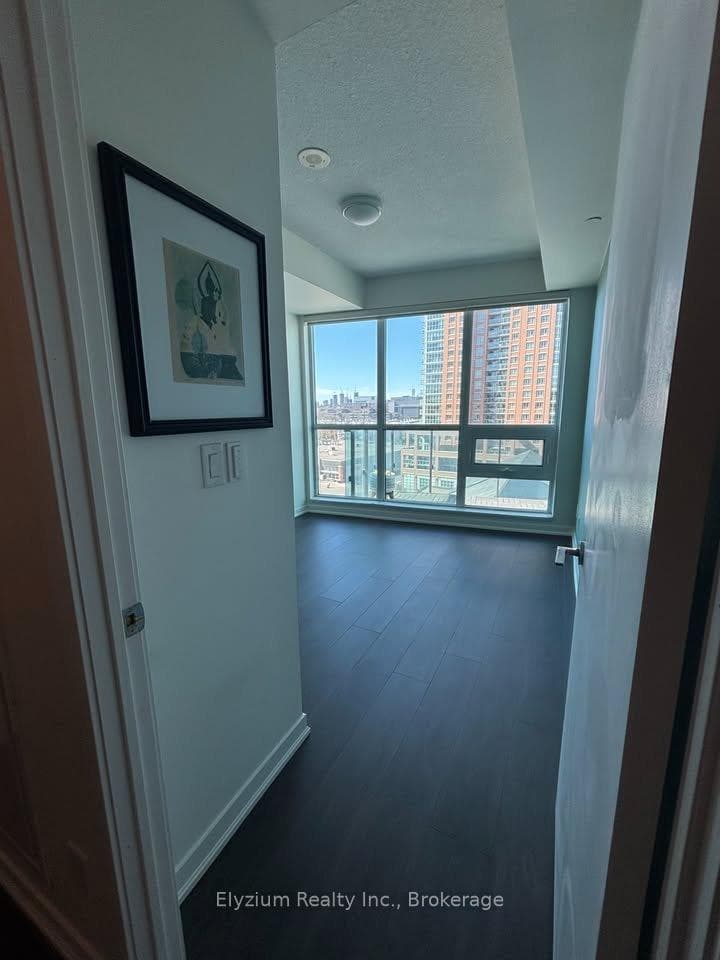150 East Liberty Street Unit 816 photo 11