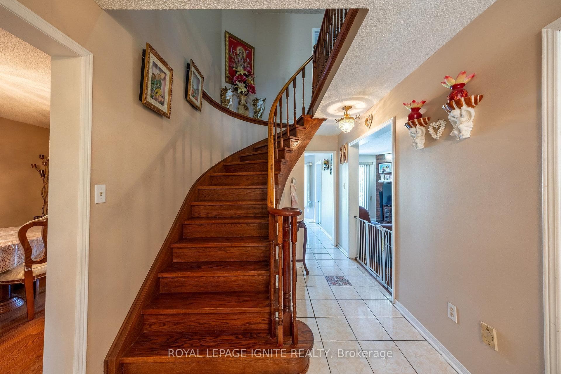 3694 Ellesmere Road photo 7