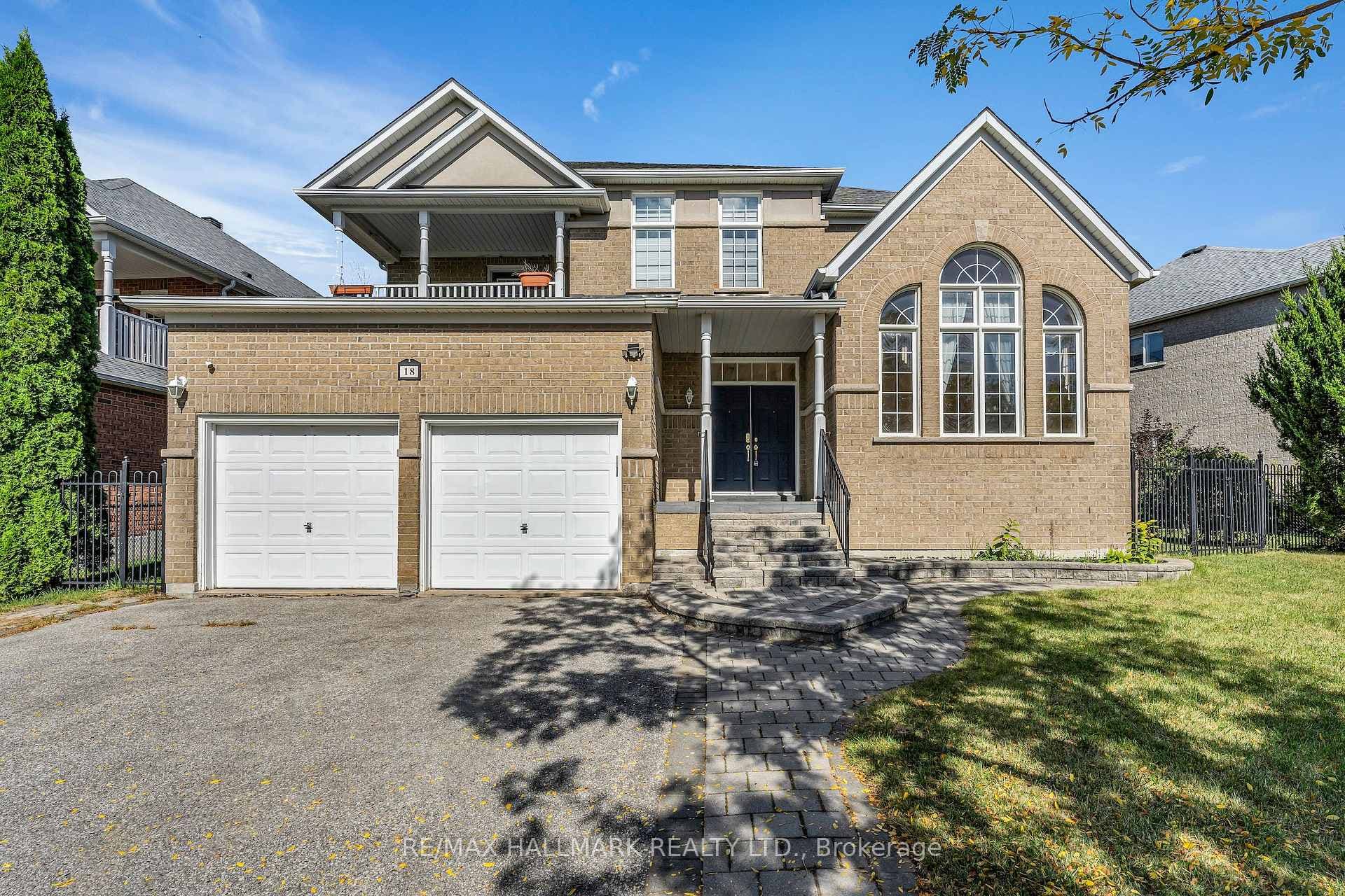 Welcome to 18 Queensborough Crt