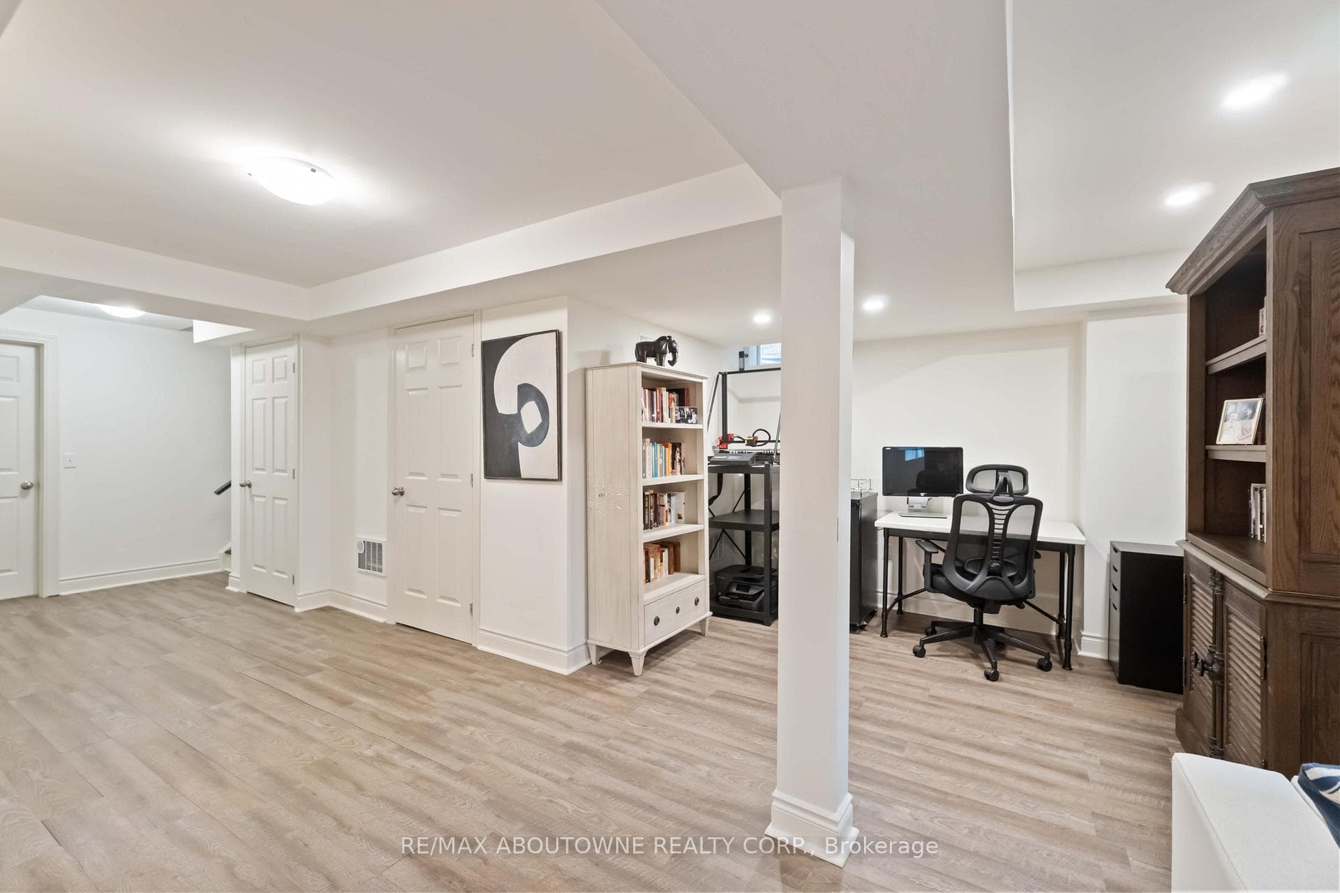 28 Babcock Street photo 36