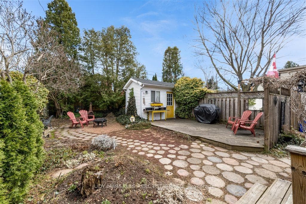 93 Edgemont Street photo 9