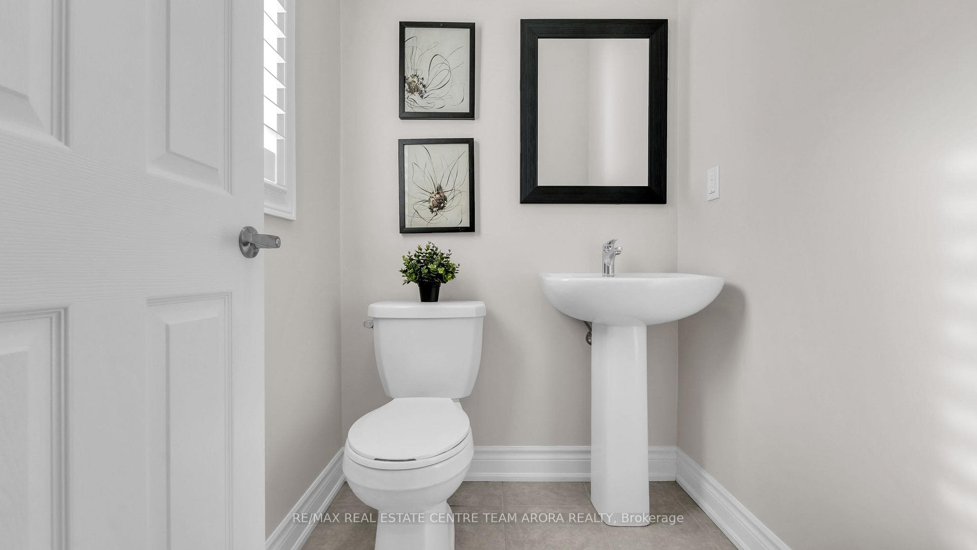 55 Doris Pawley Crescent photo 21