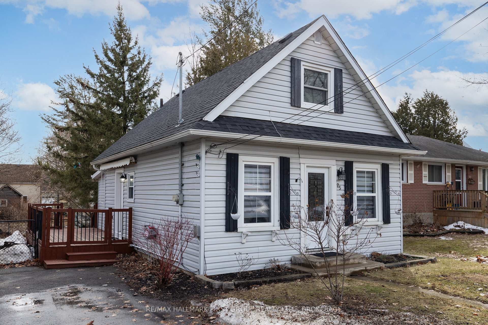 125 Birch Street photo 33