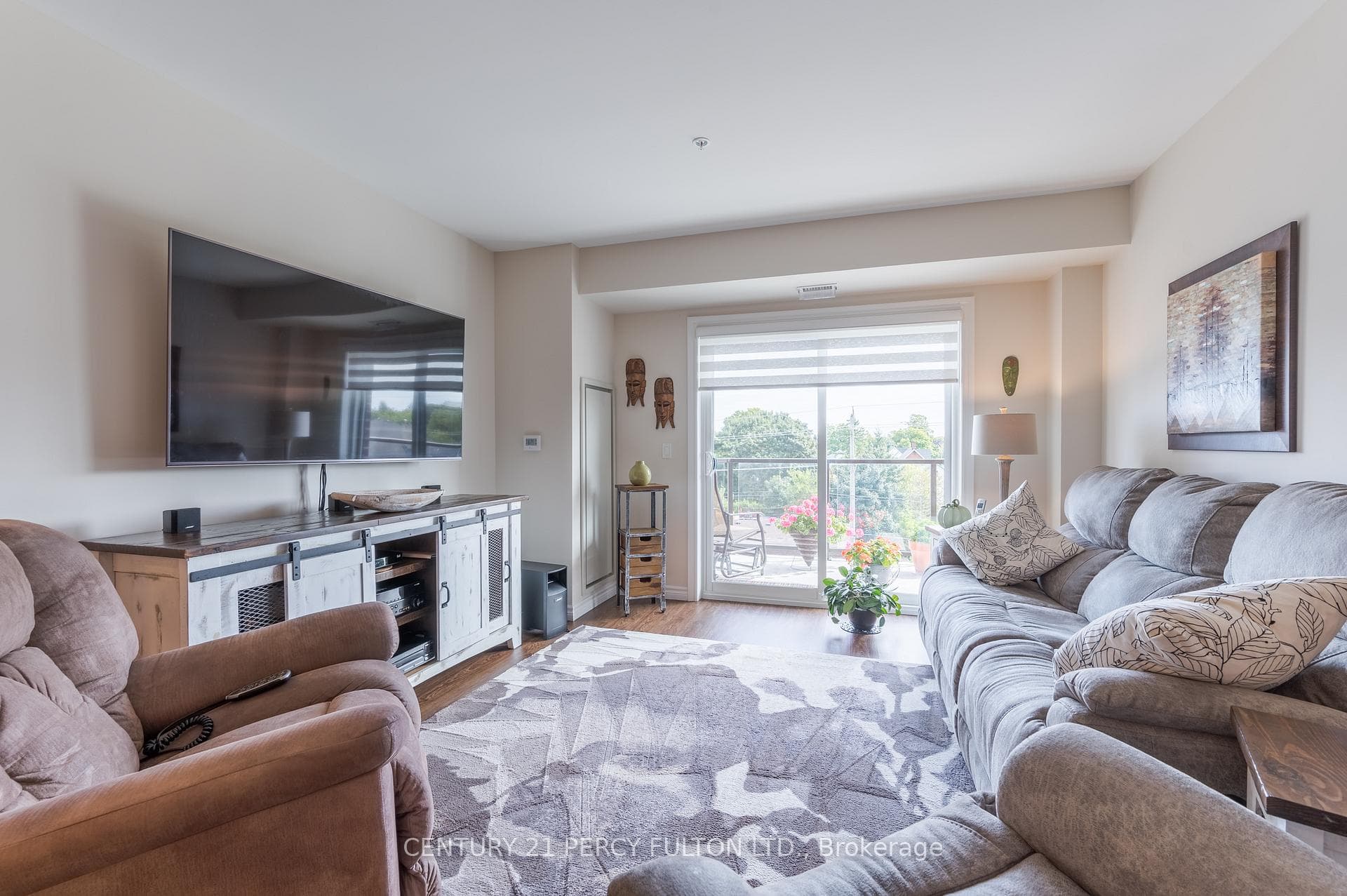 58 Glenelg Street Unit 408 photo 11