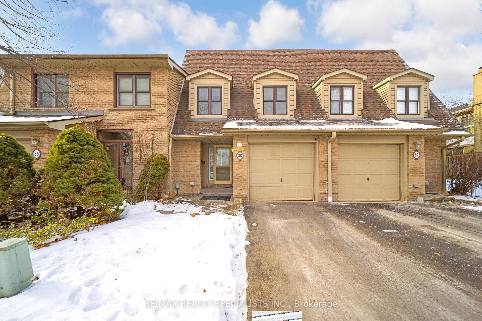86 Greenwich Circle photo 1