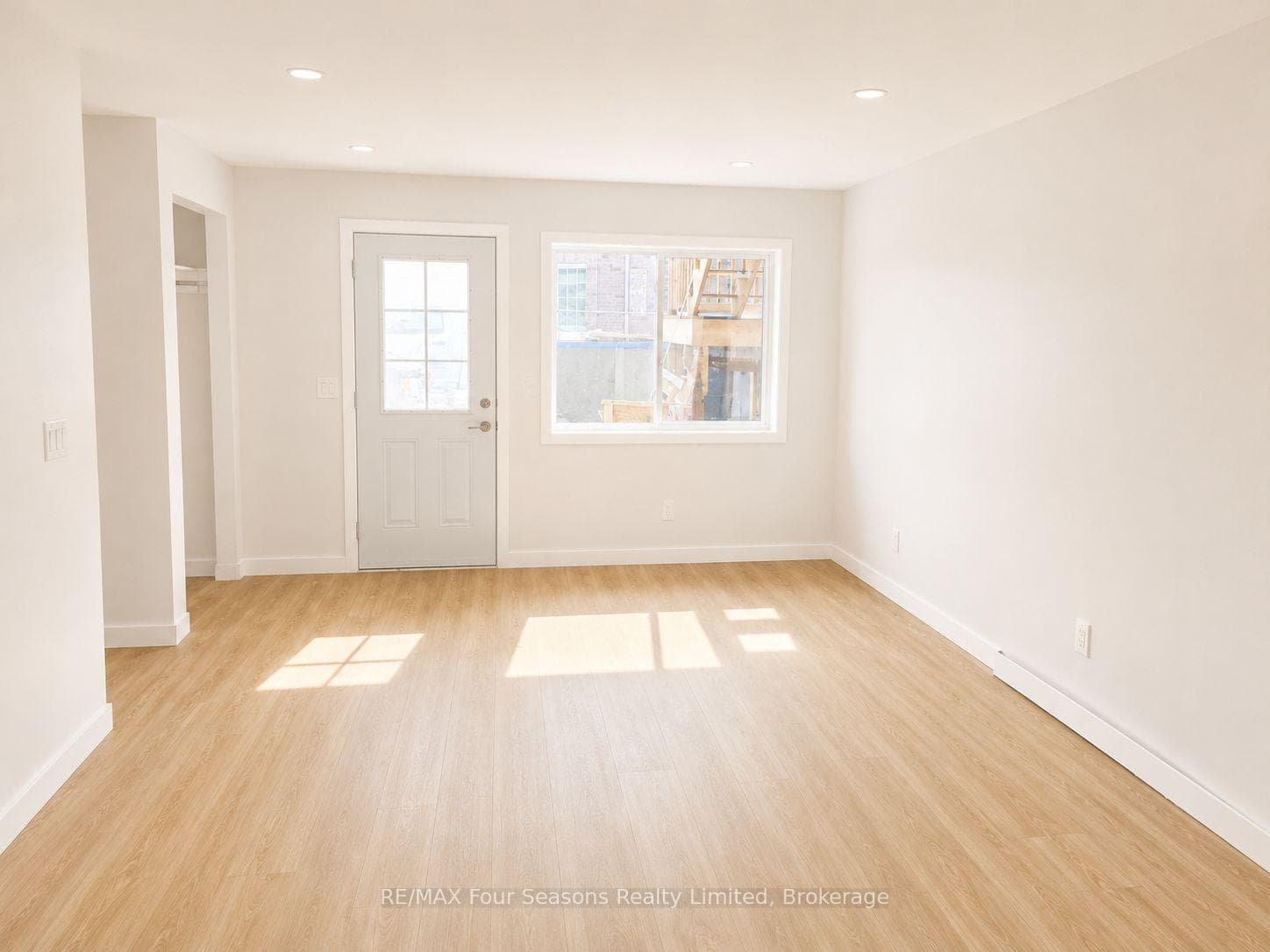 7708 Poplar Side Road Unit 1 photo 2