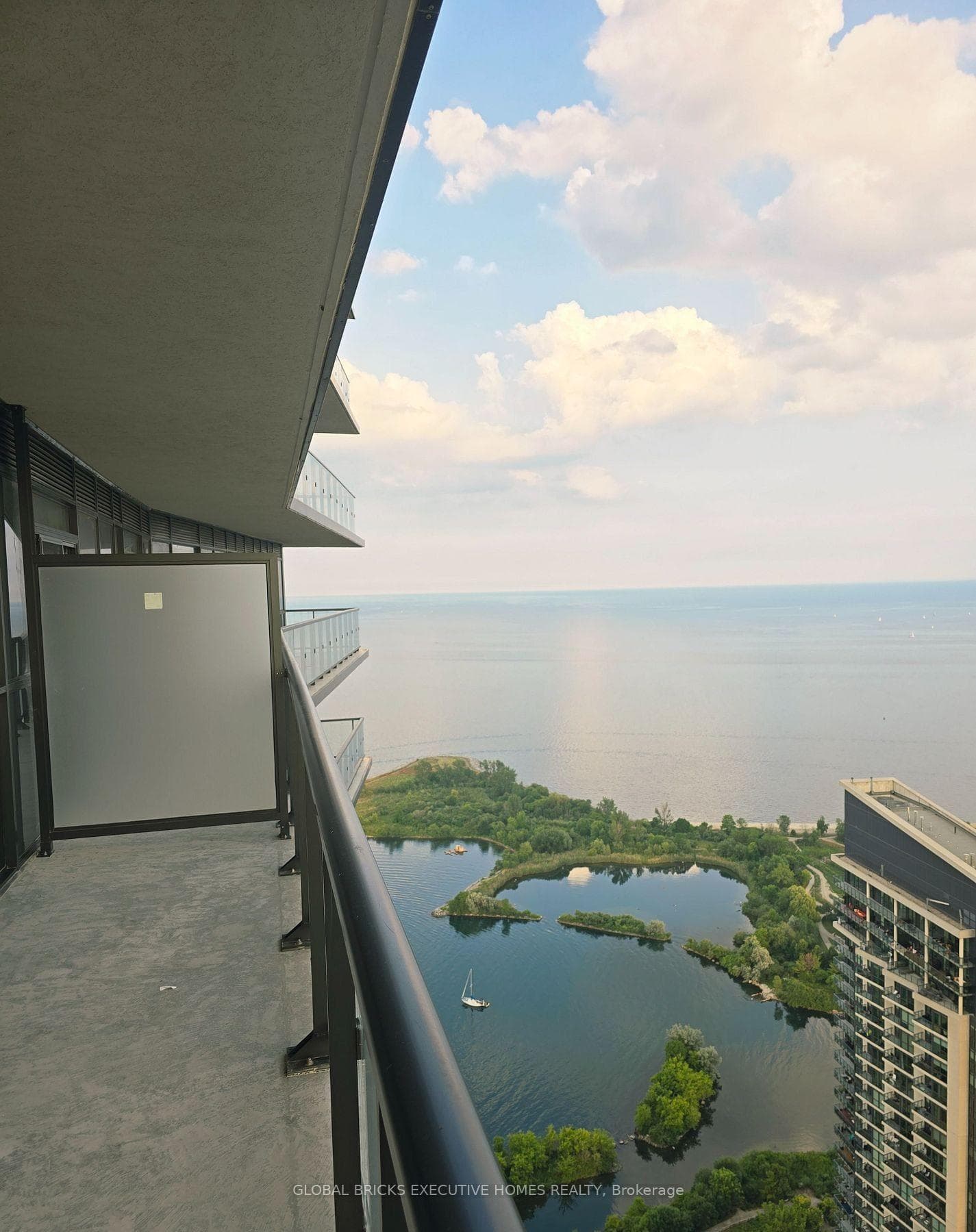 38 Annie Craig Drive Unit PH207 photo 11