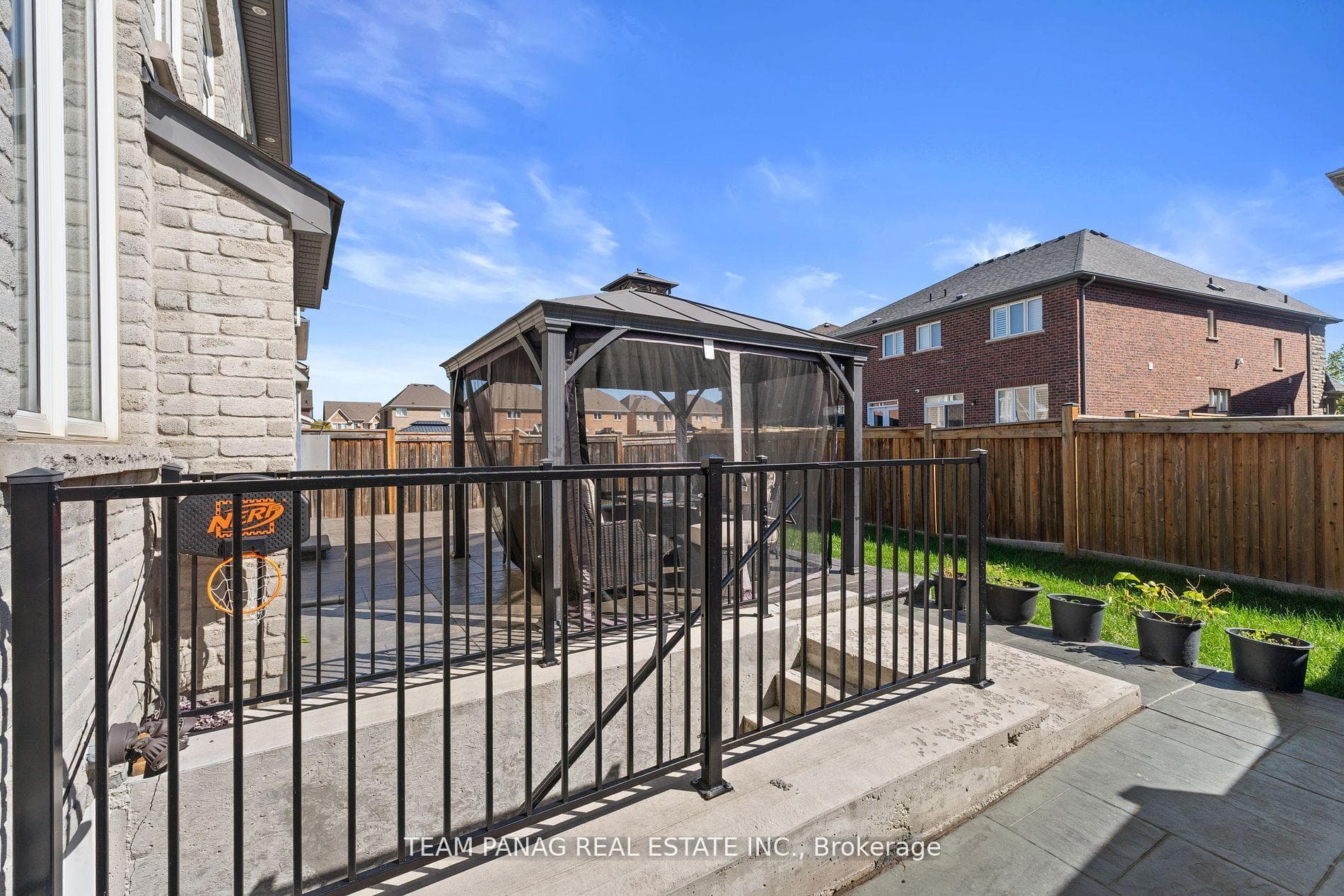33 Bonnieglen Farm Boulevard photo 39