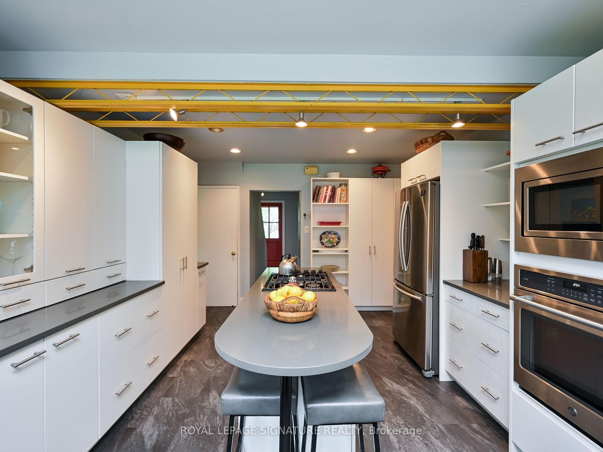 2045 Harvest Drive photo 17