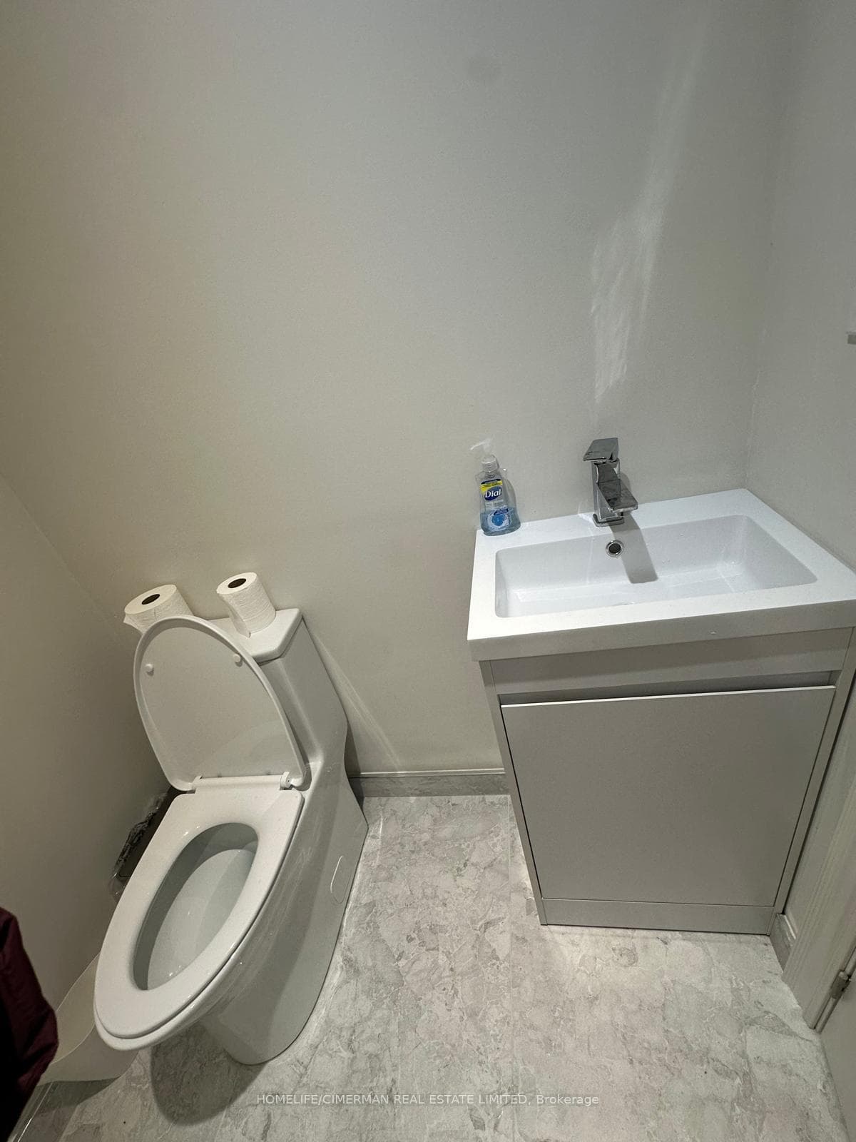 45 Donnacona Drive Unit Main Flr photo 9