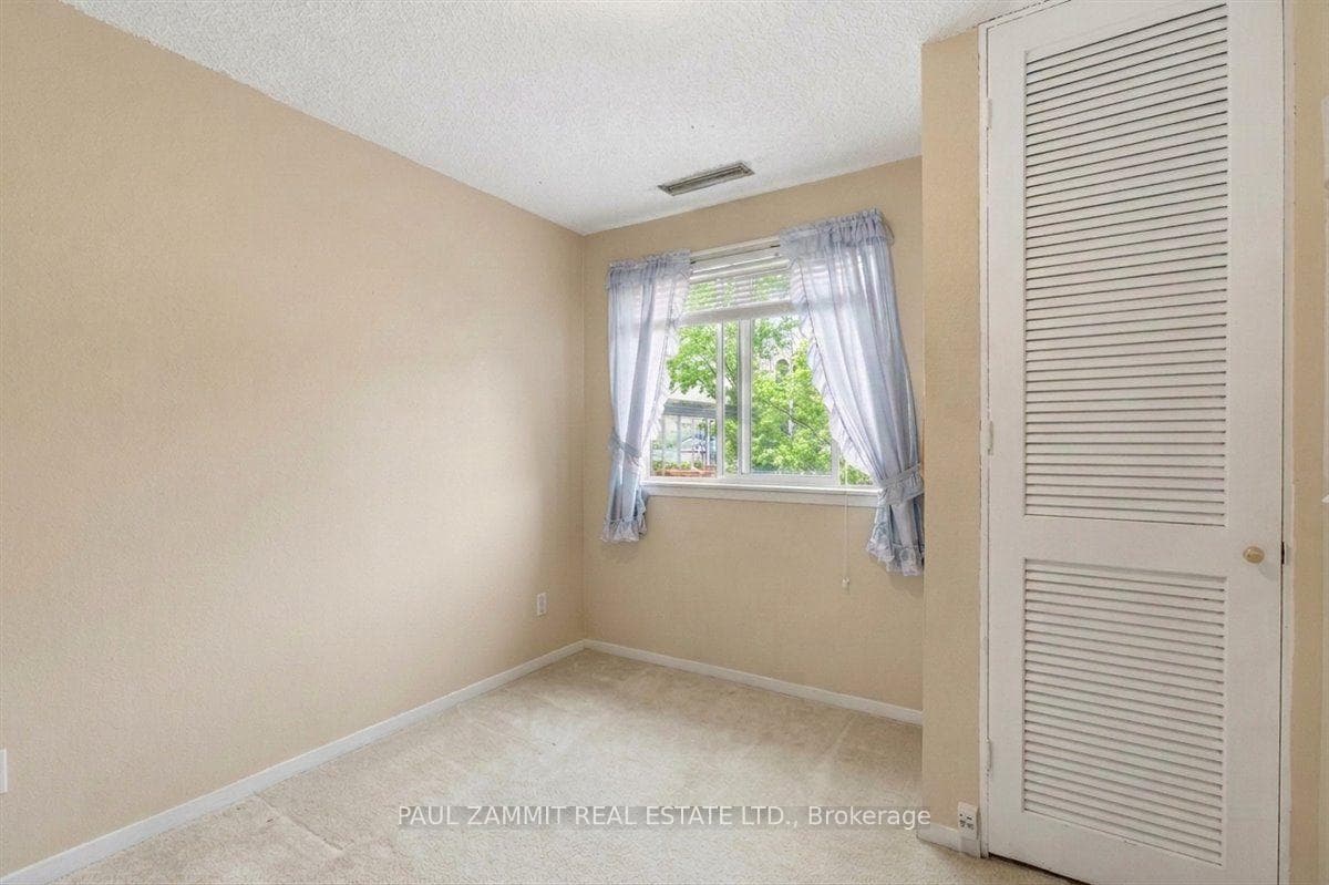 4001 Don Mills Road Unit 132 photo 13