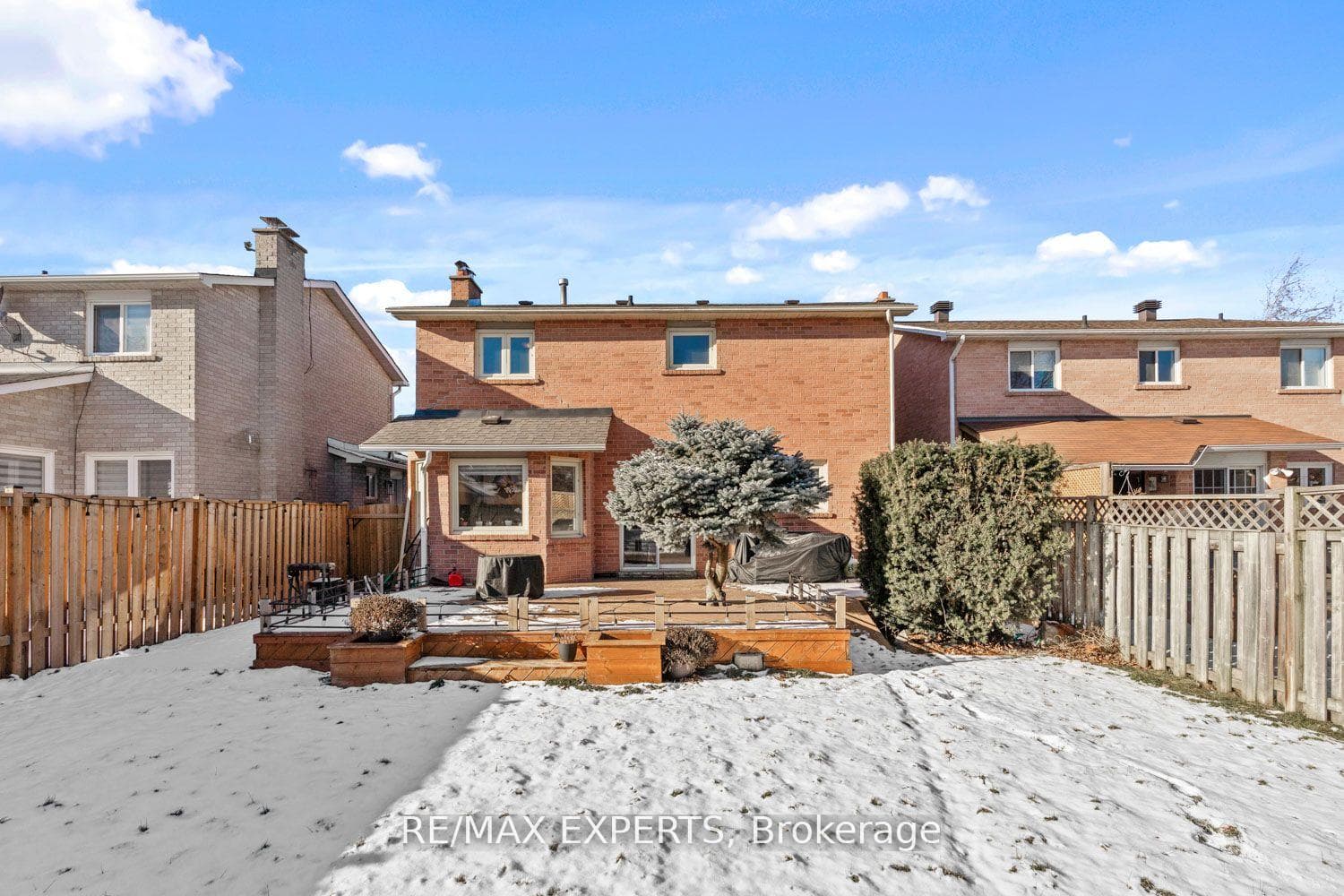 5 King Arthurs Court photo 38