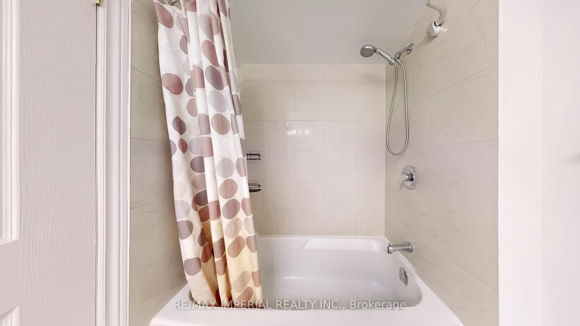 18 Hollywood Avenue Unit 603 photo 45