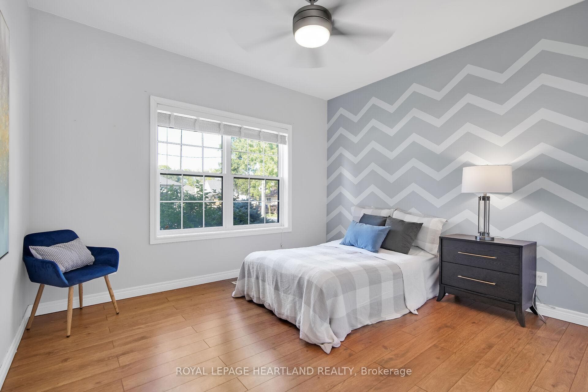 532 Carling Street photo 31