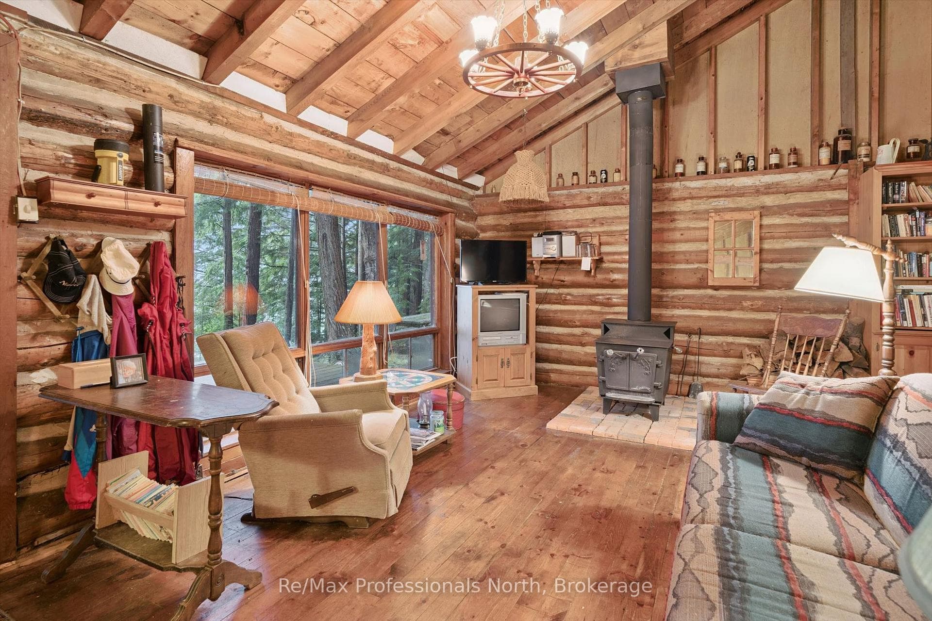 1271 Staunton Road photo 8