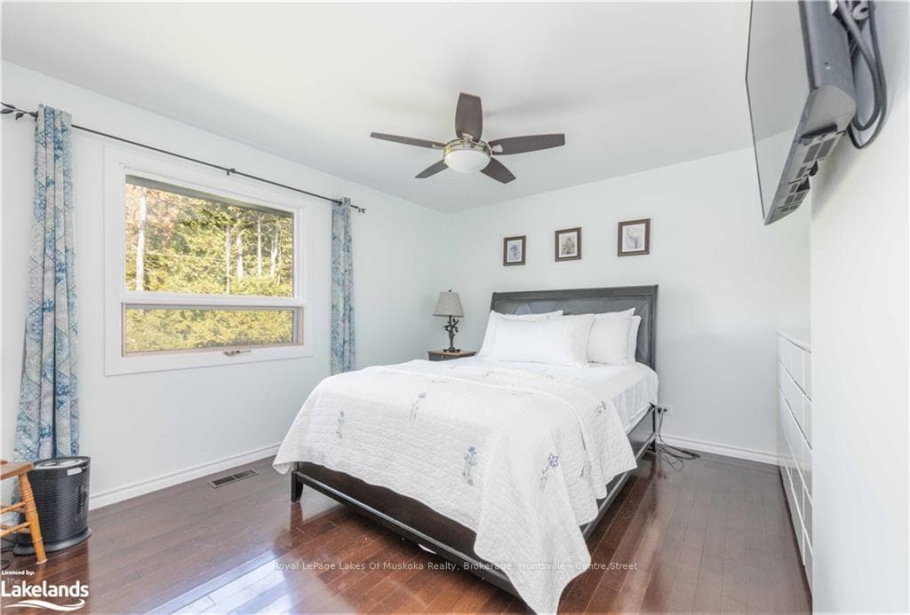 1249 FOXPOINT Road photo 14