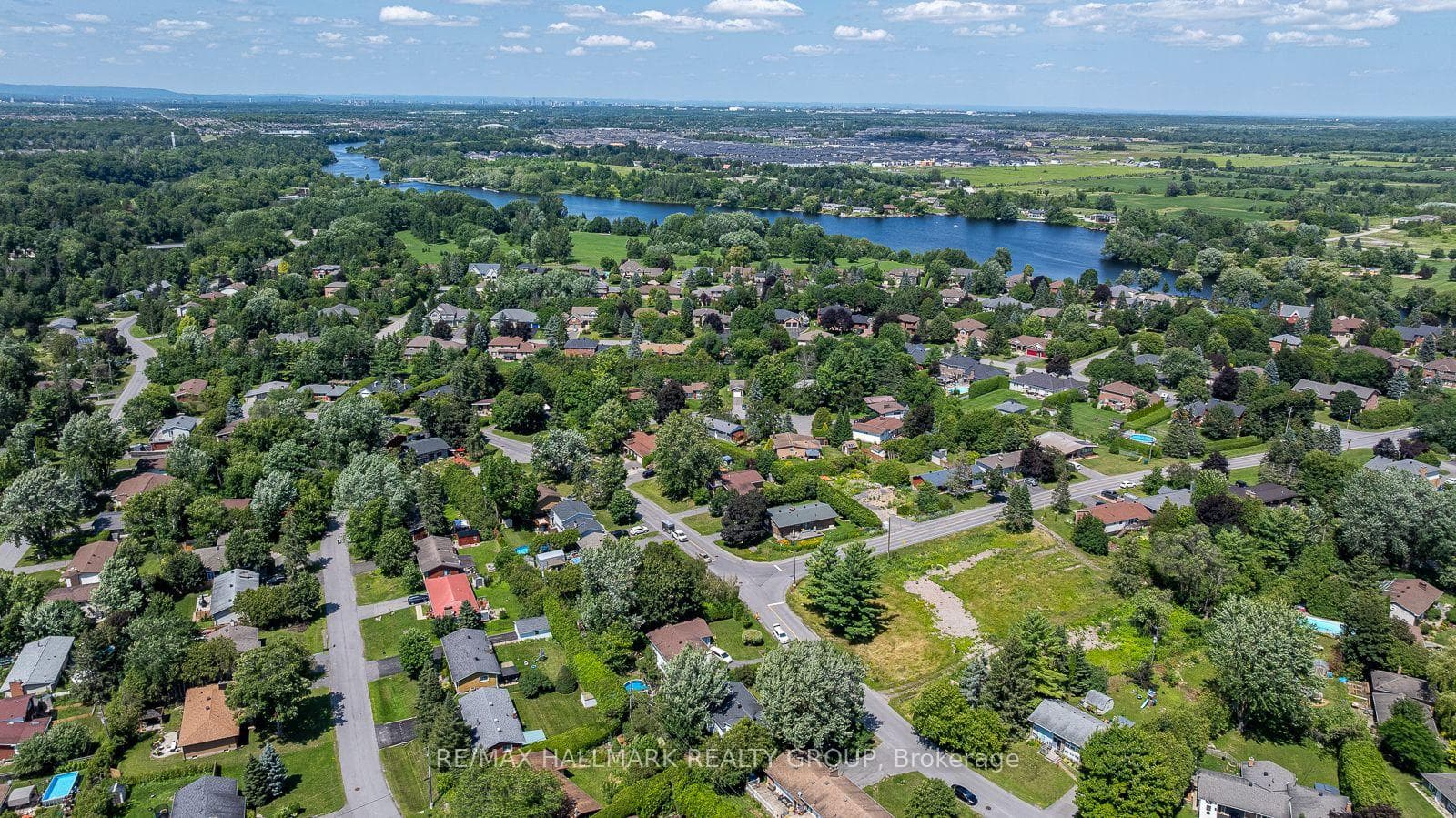 5290 Driscoll Drive photo 34