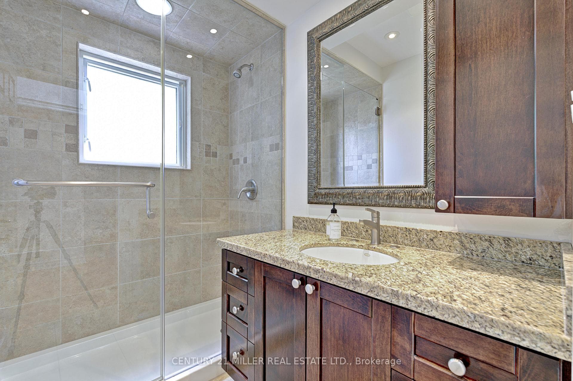 2637 Fifth Line photo 10
