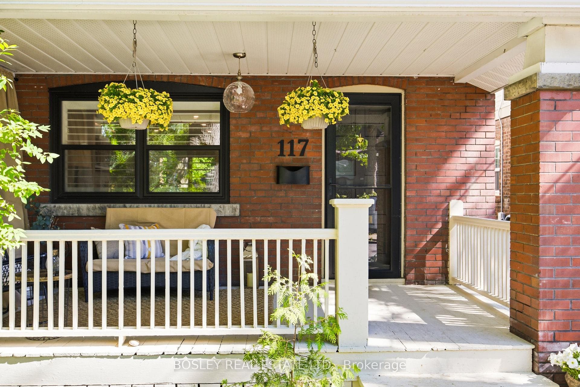 117 Oakcrest Avenue photo 2