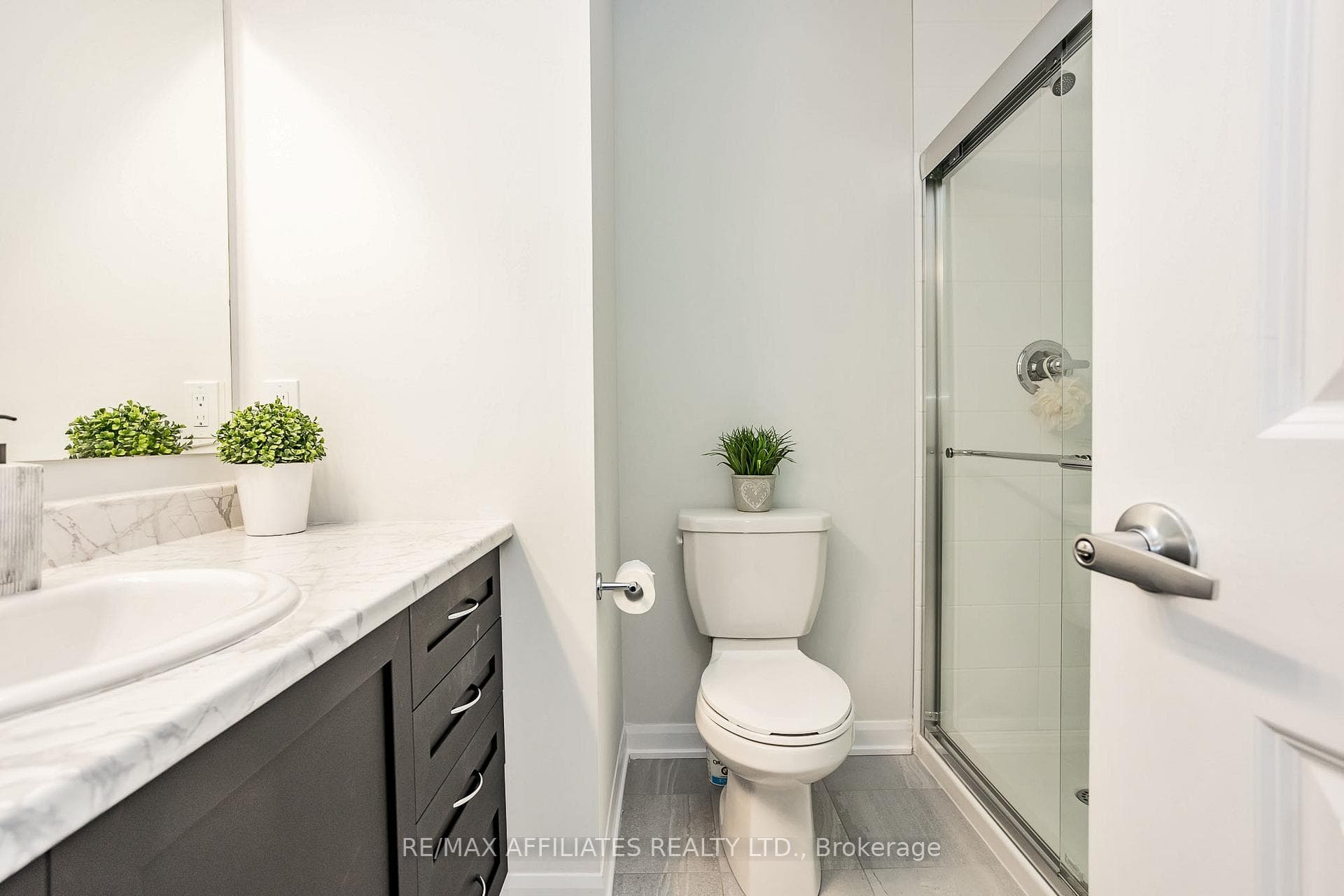 Full Bath w/Modern Tile Floors & Lg Glass Shower