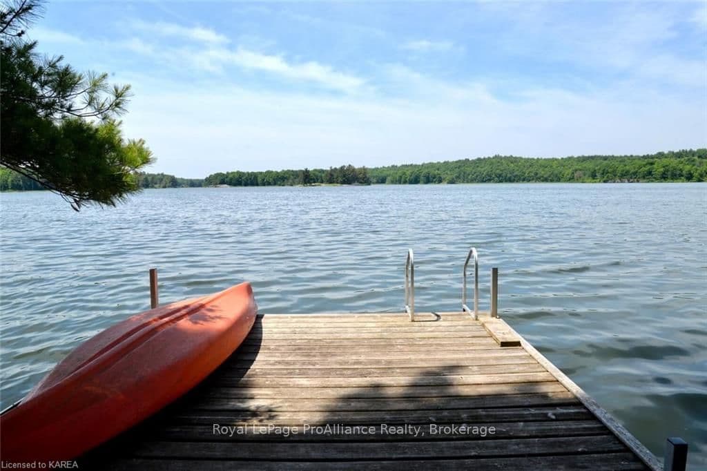 370 TRAVERSE LAKE Lane photo 45