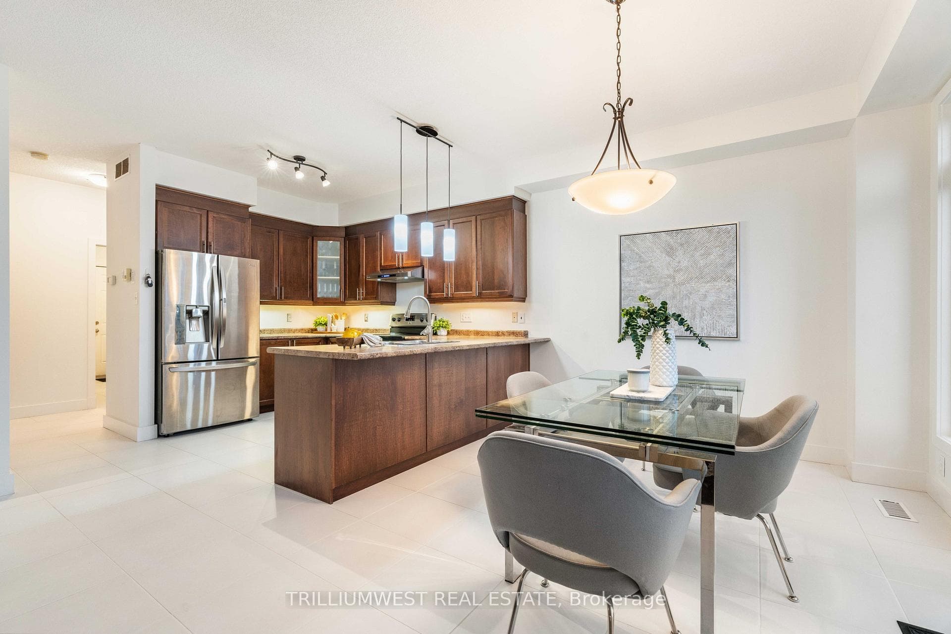 62 Parkvale Drive photo 7