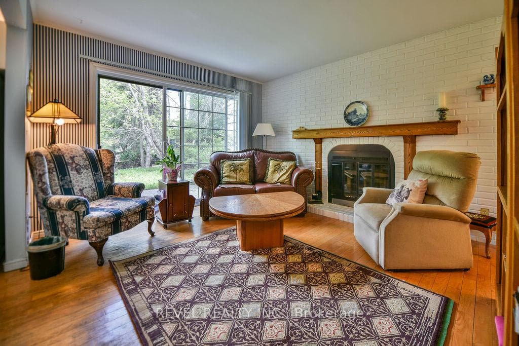 222 Earl Street photo 7