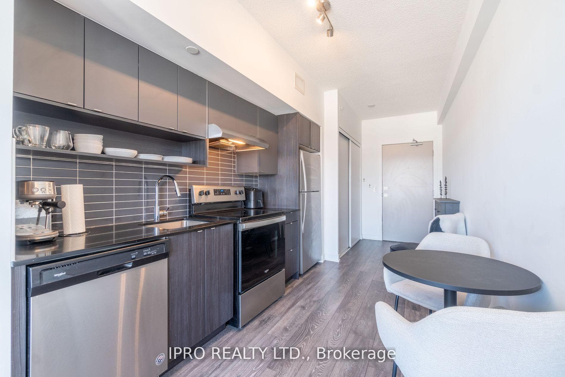 1119 Cooke Boulevard Unit B625 photo 4