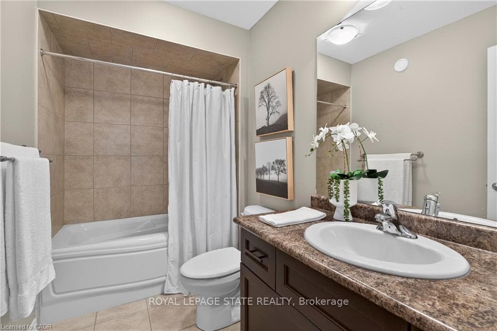 27 Black Walnut Crescent photo 36