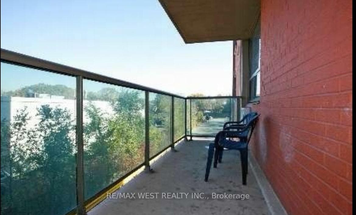 5949 Yonge Street Unit 902 photo 7