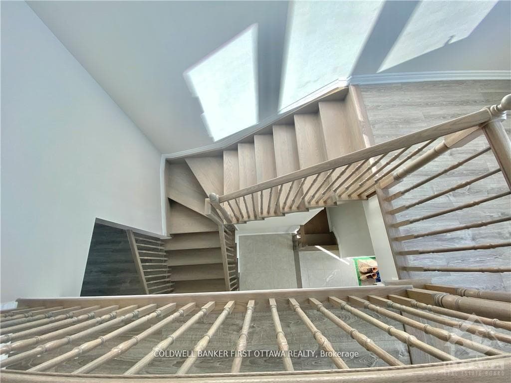 303 SWEET VALLEY Drive photo 12