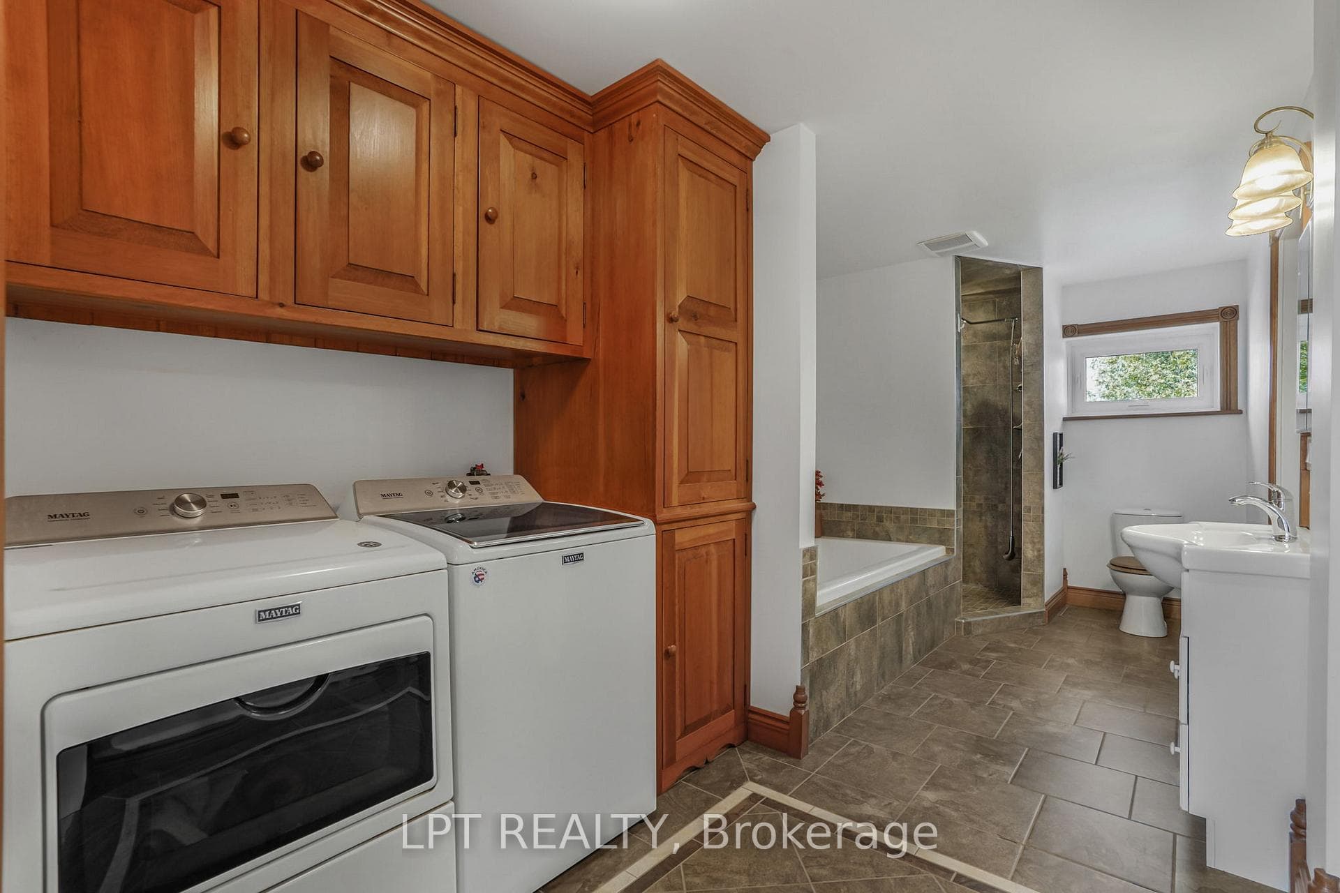 1290 Tannery Road photo 4