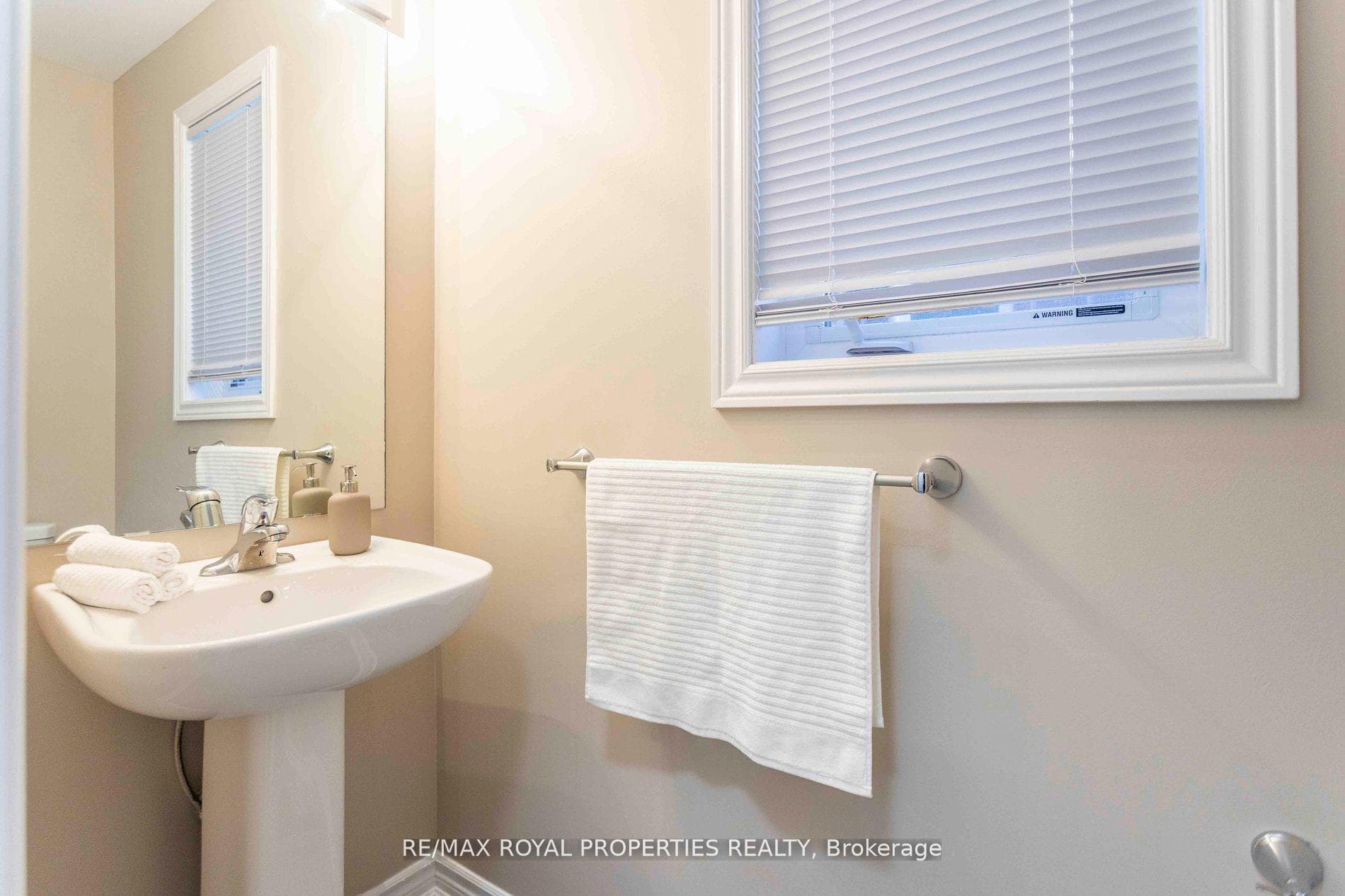 46 Northhill Avenue photo 18