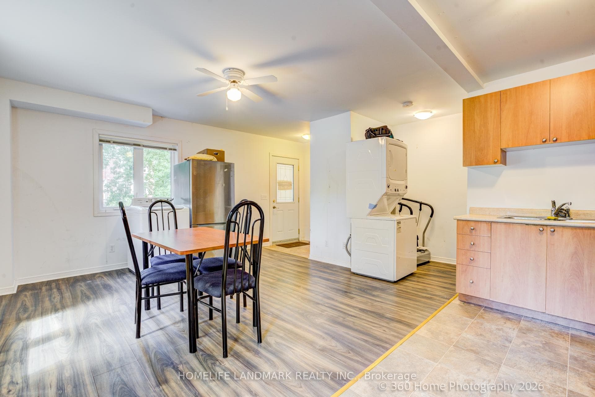 736 Kingston Road Unit 3 photo 12
