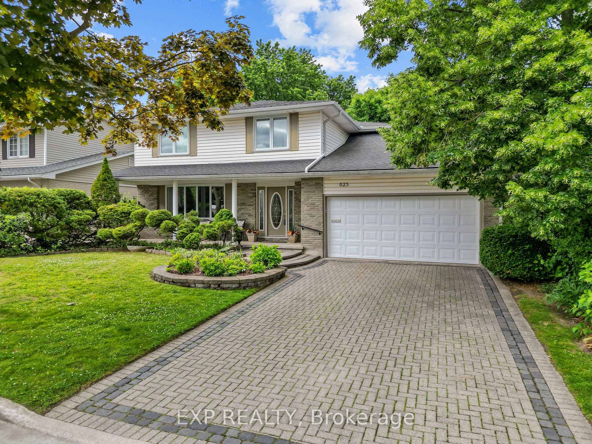 625 Steeplechase Drive photo 2